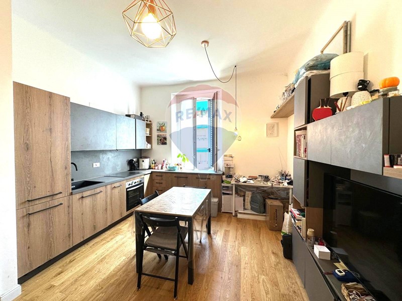 Bilocale in Affitto a Milano, 1'250€, 45 m²