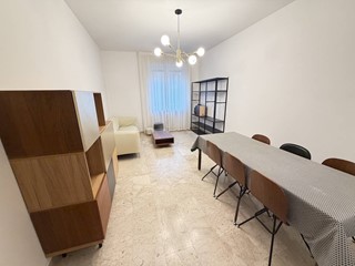 Bilocale in Affitto a Milano, 1'200€, 75 m²