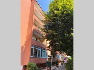 Trilocale in Vendita a Milano, 190'000€, 94 m²