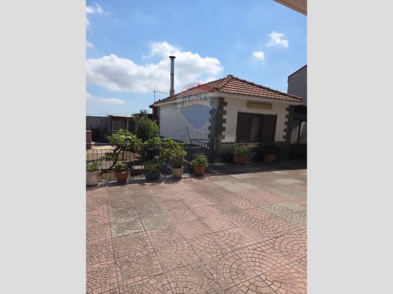 Quadrilocale in Vendita a Mascalucia, 80'000€, 100 m²