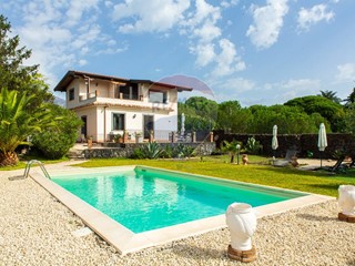 Villa in Vendita a Nicolosi, 359'000€, 160 m²