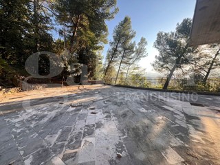 Villa in Vendita a Isernia, 269'000€, 208 m²