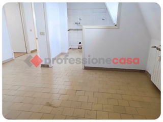Trilocale in Affitto a Livorno, 600€, 70 m²