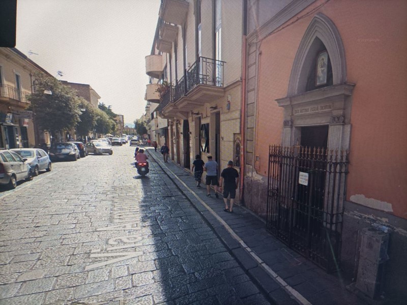 Ufficio in Affitto a Aversa, 550€, 60 m²