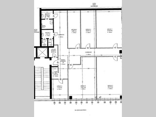 Ufficio in Vendita a Paderno Dugnano, 260'000€, 236 m²