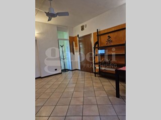 Appartamento in Vendita a Corsico, 315'000€, 110 m², arredato