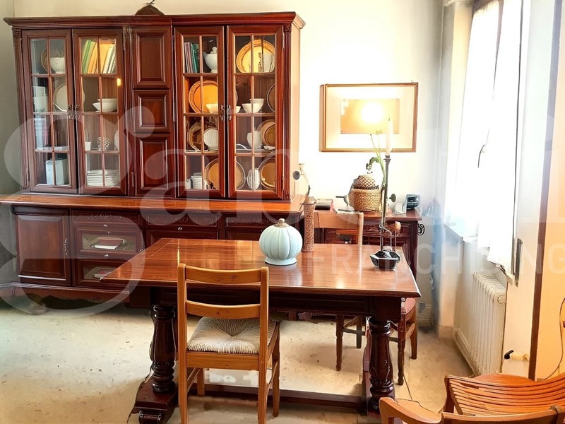 Appartamento in Vendita a Avezzano, 136'000€, 160 m²