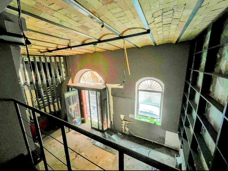Immobile commerciale in Vendita a Roma, zona Trastevere, 1'050'000&euro;, 320 m²