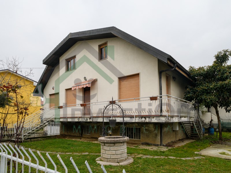 Casa Indipendente in Vendita a San Maurizio Canavese, 229'000€, 240 m²