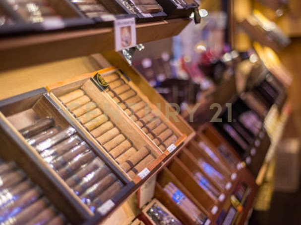 Attività commerciale in Vendita a Gioiosa Marea, 260'000€, 60 m², arredato