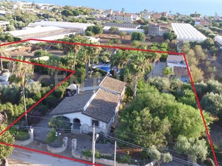 Casa Indipendente in Vendita a Scicli, 1'100'000€, 400 m²