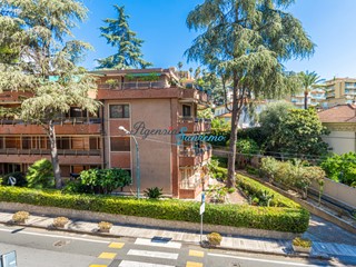 Bilocale in Vendita a Sanremo, 258'000€, 53 m²