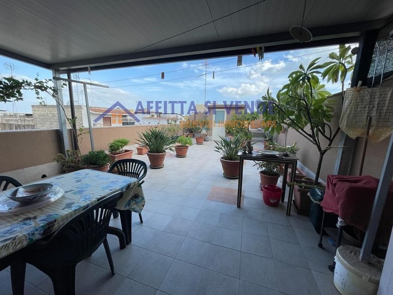 Casa Indipendente in Vendita a Floridia, 115'000€, 130 m², arredato, con Box