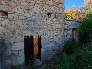 Casa Indipendente in Vendita a Ragusa, 80'000&euro;, 150 m²