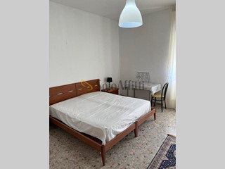 Stanza in Affitto a Frosinone, 220€, 130 m², arredato