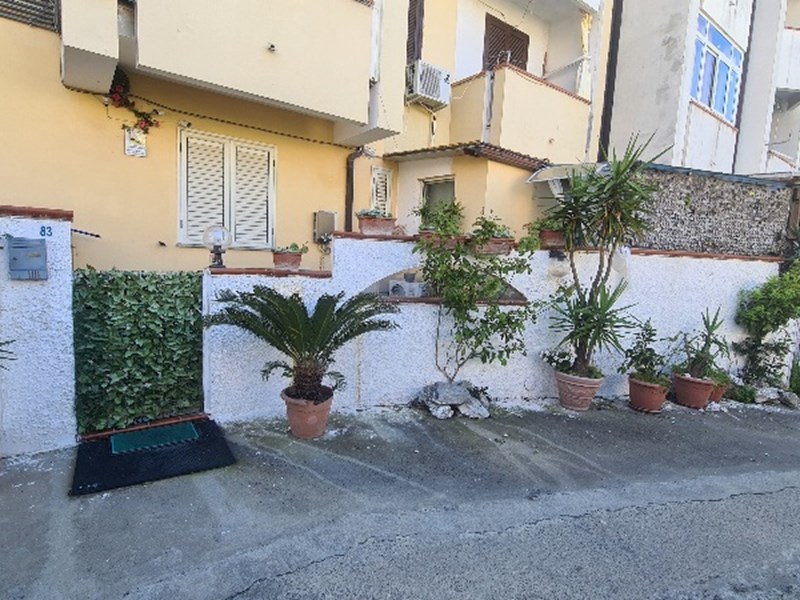 Appartamento in Affitto a Paola, zona Via della cicala 83, 400&euro;, 35 m², arredato