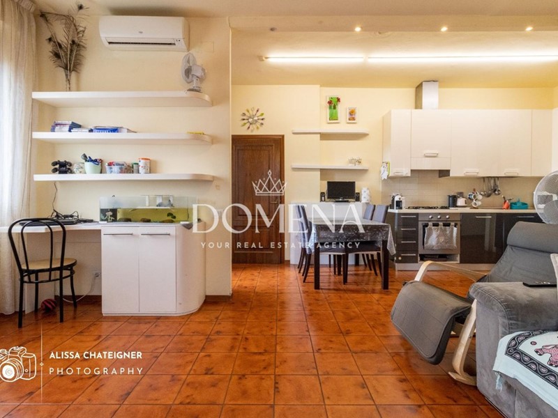 Appartamento in Vendita a Monteriggioni, zona La Tognazza, 300'000€, 100 m², arredato, con Box