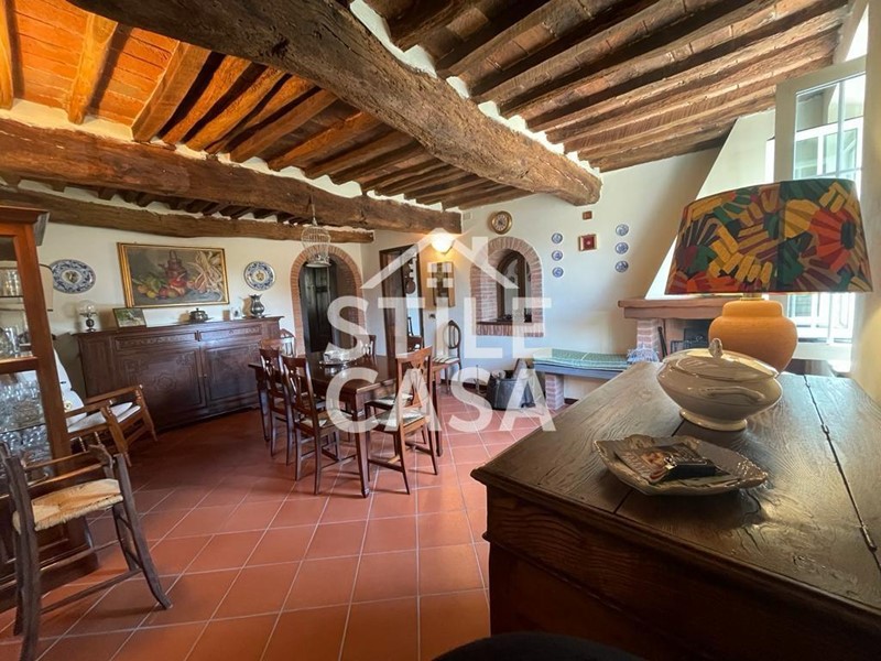 Casa Semi Indipendente in Vendita a Castelfranco di Sotto, zona Orentano, 359'000€, 240 m²