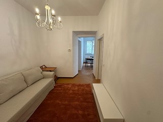 Appartamento in Affitto a Massa, 800€, 58 m², arredato
