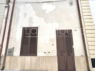 Casa Indipendente in Vendita a Taviano, 38'000€, 83 m²