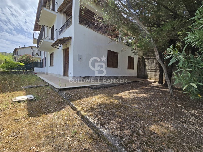 Quadrilocale in Vendita a Torchiara, 128'000&euro;, 100 m²