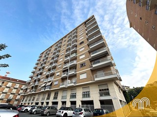 Trilocale in Vendita a Torino, 148'000€, 85 m²