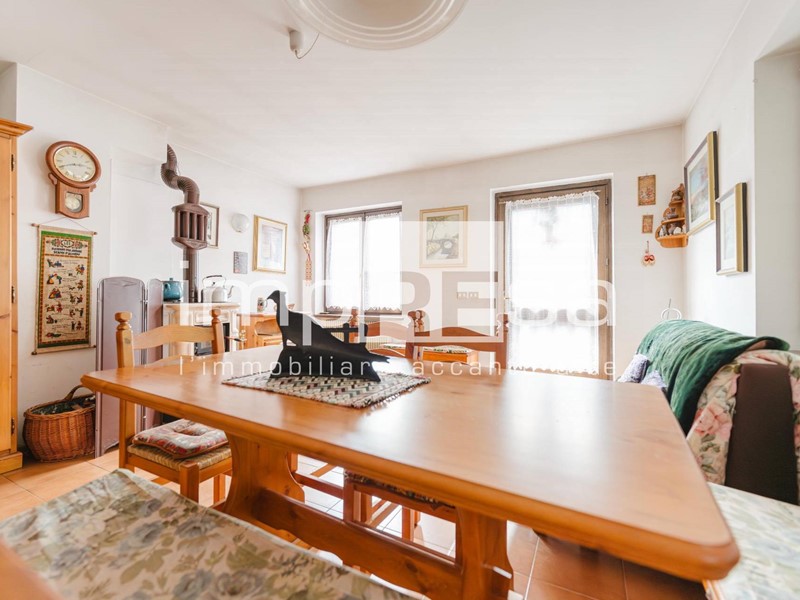 Trilocale in Vendita a Valle di Cadore, 155'000€, 66 m²