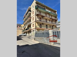 Quadrilocale in Vendita a Siracusa, 100'000€, 108 m²