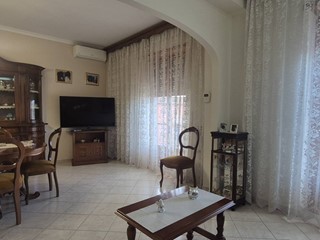 Quadrilocale in Vendita a Roma, 169'000&euro;, 120 m²