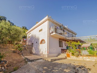 Appartamento in Vendita a Pollina, 169'000€, 120 m²