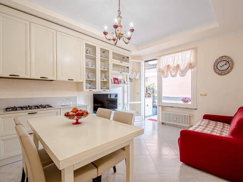 Trilocale in Vendita a Bordighera, 295'000€, 70 m²