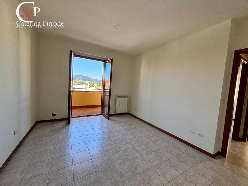 Bilocale in Vendita a Firenze, 220'000€, 57 m²