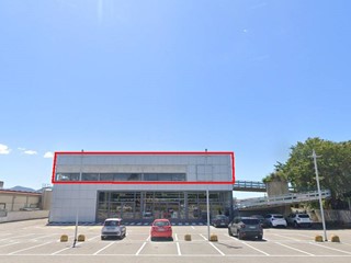 Capannone in Vendita a Follonica, 115'875€, 850 m²