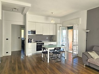 Appartamento in Vendita a Genova, 159'000€, 90 m²