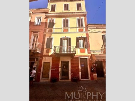 Casa Semi Indipendente in Vendita a La Maddalena, 490'000€, 160 m²