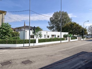 Villa in Vendita a Grumolo delle Abbadesse, 470'000€, 228 m²