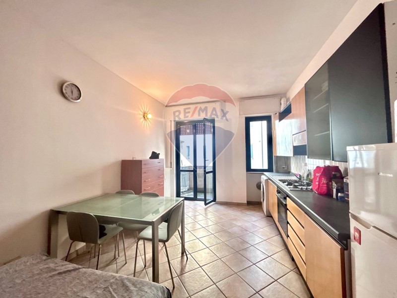 Monolocale in Affitto a Milano, 750€, 35 m²