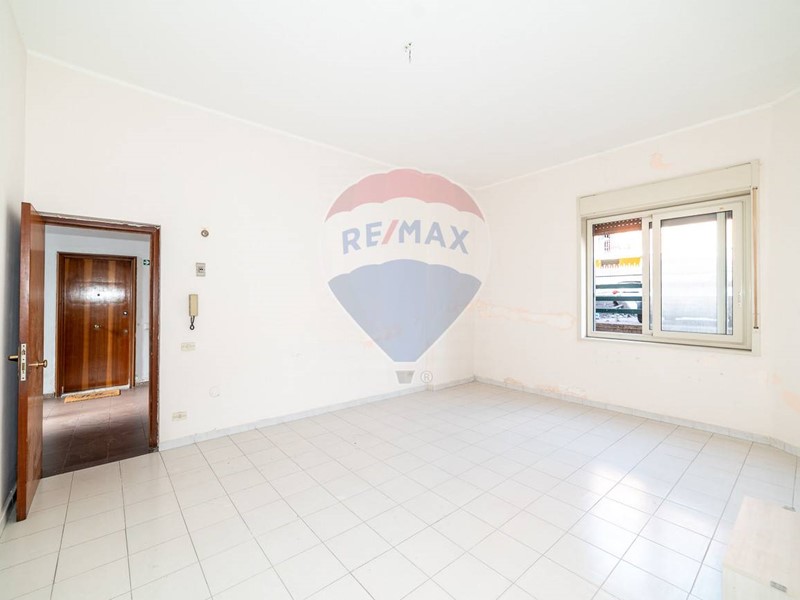 Quadrilocale in Vendita a Mascalucia, 74'000€, 100 m²
