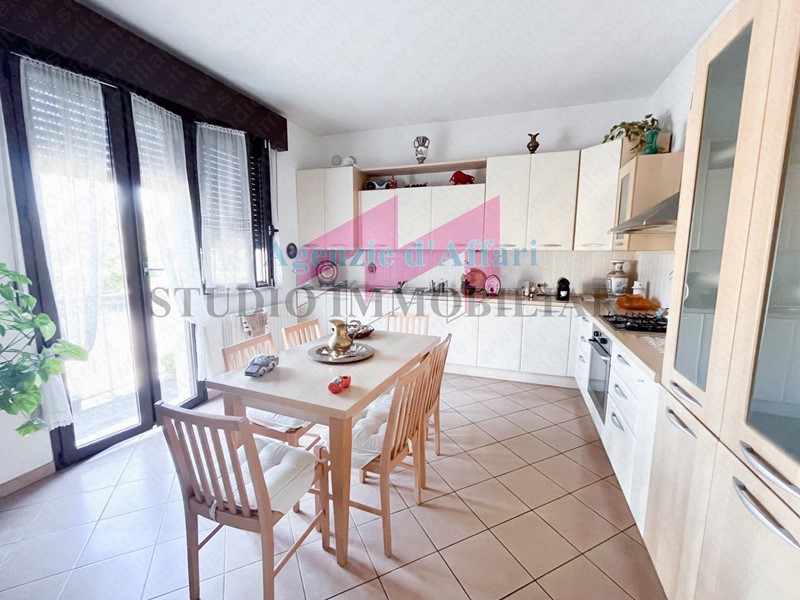 Trilocale in Affitto a Sermide e Felonica, 450€, 87 m²