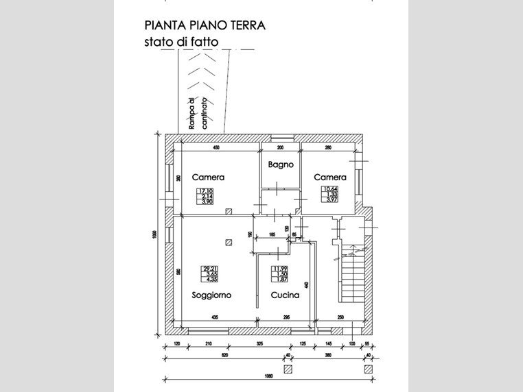Villa bifamiliare in Vendita a Cavour, 259'000€, 360 m²