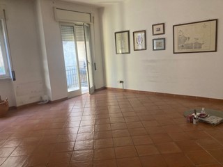 Appartamento in Vendita a Brindisi, 175'000€, 155 m²