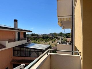 Trilocale in Vendita a Siderno, 110'000€, 88 m²