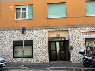 Negozio in Vendita a Roma, 85'000€, 60 m²