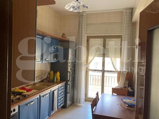 Trilocale in Vendita a Battipaglia, 135'000€, 100 m²