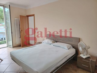 Trilocale in Affitto a Pozzilli, 250€, 91 m², arredato