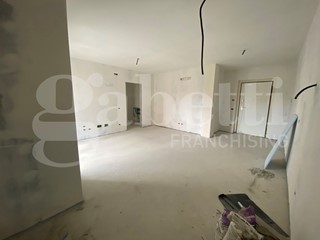 Appartamento in Vendita a Macerata, 201'500€, 94 m²