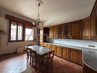 Casa Indipendente in Vendita a Rovigo, zona Centro cittÃ, 169'000€, 152 m², con Box