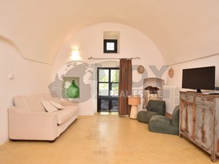 Villa in Vendita a Specchia, 290'000€, 3110 m², con Box