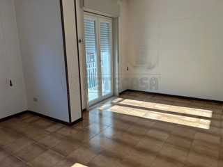 Quadrilocale in Vendita a Caltanissetta, 75'000€, 102 m²