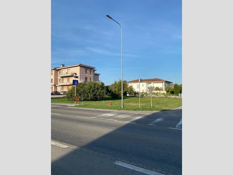 Terreno edificabile in Vendita a Roccabianca, 40'000&euro;, 1010 m²